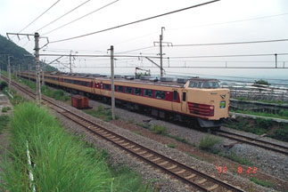 あずさ2001年9月紹介